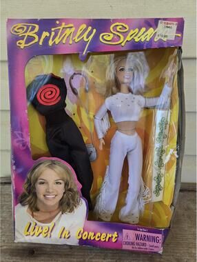 Britney Spears Live In Concert Doll 2000 Nrfb white Outfit & extra black outfit